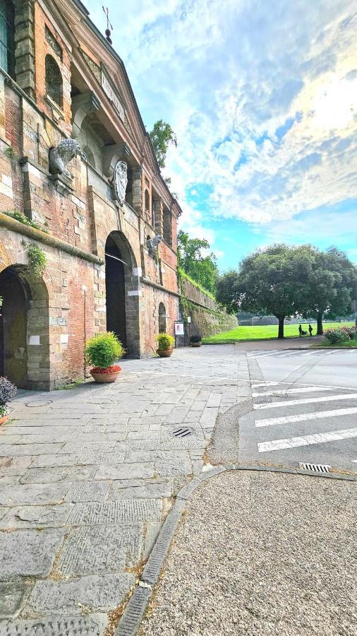 Lucca Walls Dream - Air Cond - Wi-Fi - Panoramic In Front Of The Historical Walls - Extérieur photo
