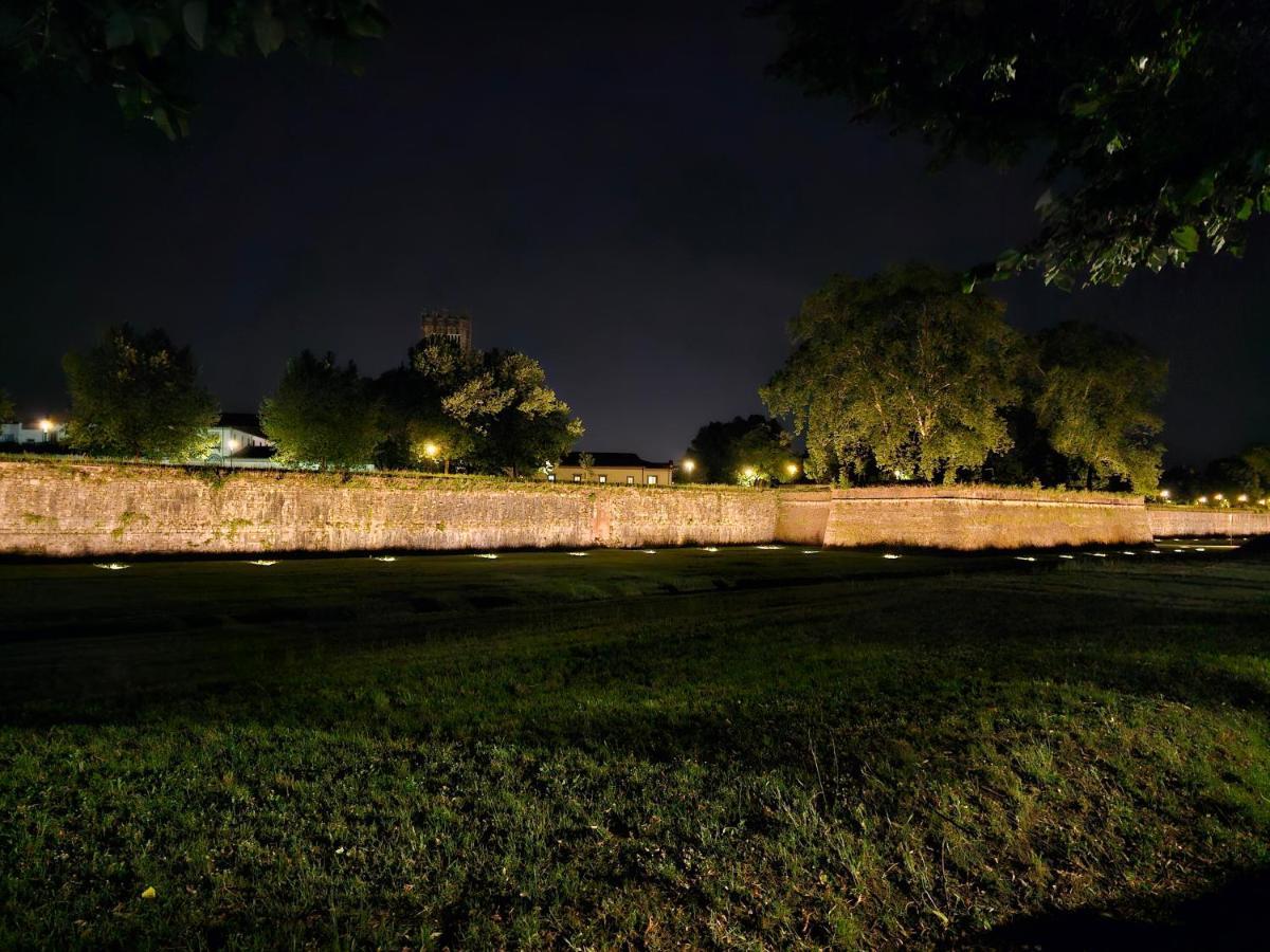 Lucca Walls Dream - Air Cond - Wi-Fi - Panoramic In Front Of The Historical Walls - Extérieur photo